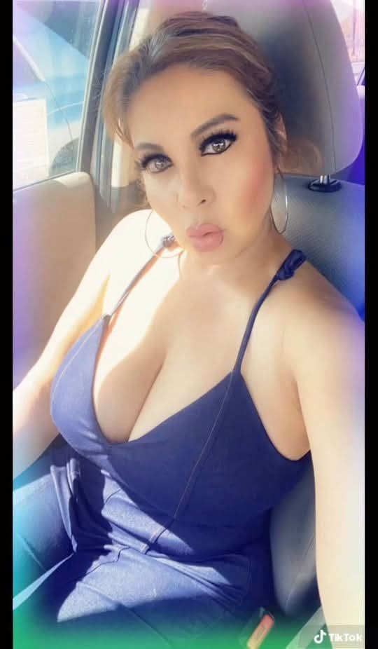 HotRabbitGirl's tweet photo. I'm back https://t.co/T3k8AG7peu