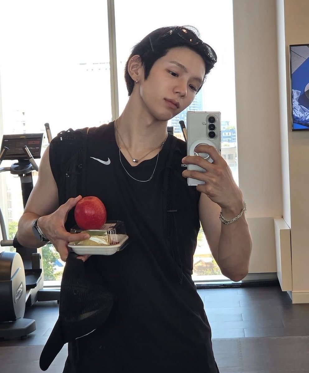 __taro__milktea's tweet photo. วันนี้มายิมนะคะ https://t.co/eYhl3QR6Vo