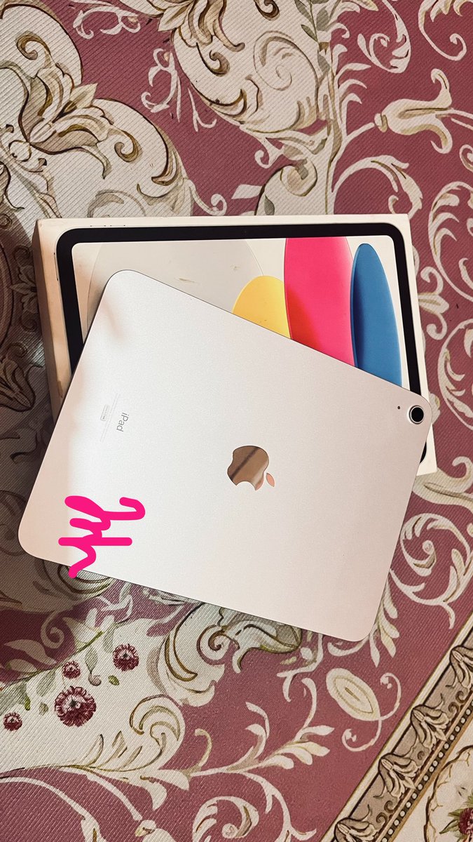 bubblegummyyy__'s tweet photo. wts ipad gen 10 wifi only 64gb fullset + tg baru

💰5.5jt open nego
📍tangerang , cod only ya males kirim2 https://t.co/BhXcJEBQ0x