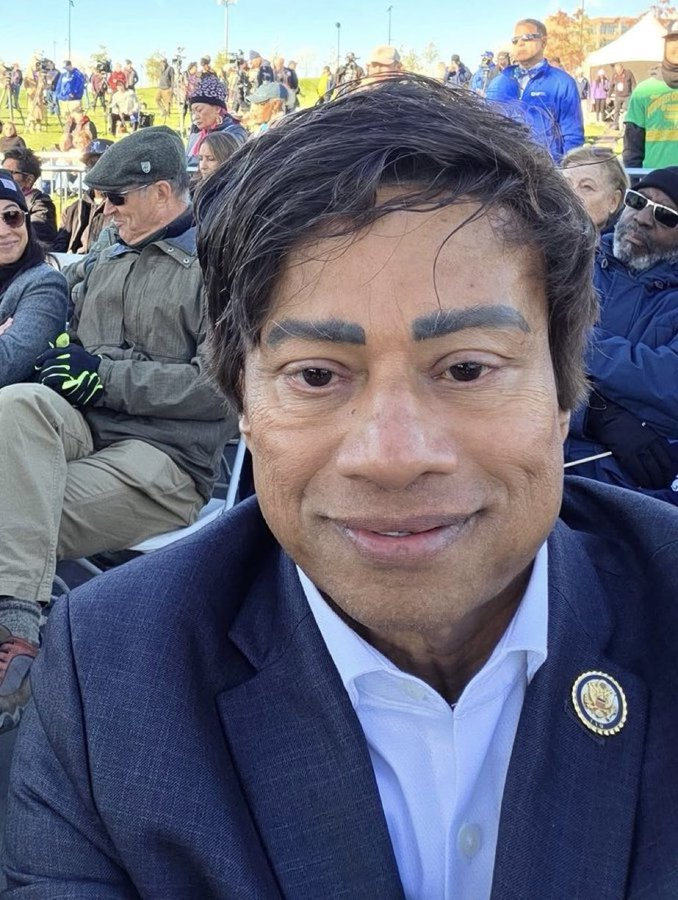 AntiLeftMemes's tweet photo. First thought that pops into your head when you see this Democrat? https://t.co/5l8ojPo963