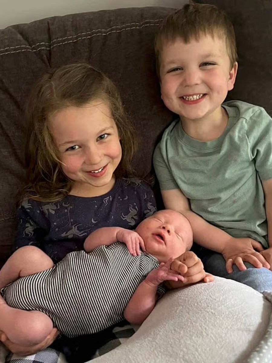 JennMGreenberg's tweet photo. This is who the Clancy trial is about:

Cora, 5
Dawson, 3
Callan, 8 months https://t.co/EfzjbvobJh