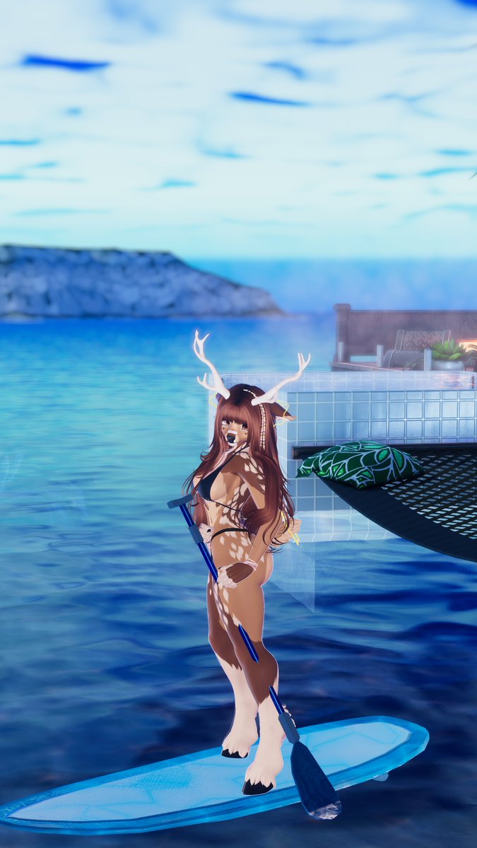 GinzuLinnVR's tweet photo. Deer in the wild? More like deer in paradise https://t.co/eGCI6JNXuo