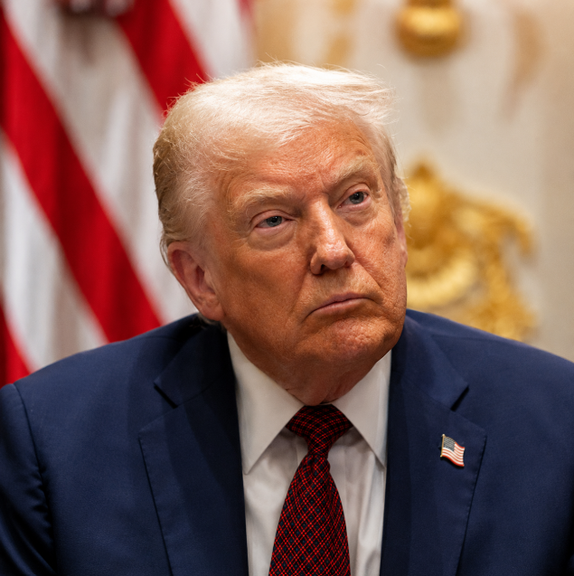 coinbureau's tweet photo. 🚨BREAKING: The White House has officially published the full terms of the US-Venezuela oil deal, granting 100-year concessions across 17 oil fields holding 65 BILLION barrels.

Here's what the US gets:

- 35% equity stake at ZERO cost to taxpayers
- Right to buy 20% of all production at cost
- First refusal on the remaining 80%
- Veto power over board appointments
- Deal more than DOUBLES American oil reserves

Here's what Venezuela gets:

- Up to $100 BILLION in infrastructure investment
Roughly $200 BILLION in royalties over 25 years

- US oil company NABEP will take over fields previously operated by Chinese and Russian companies.

Trump calls it "the biggest oil deal in world history."
