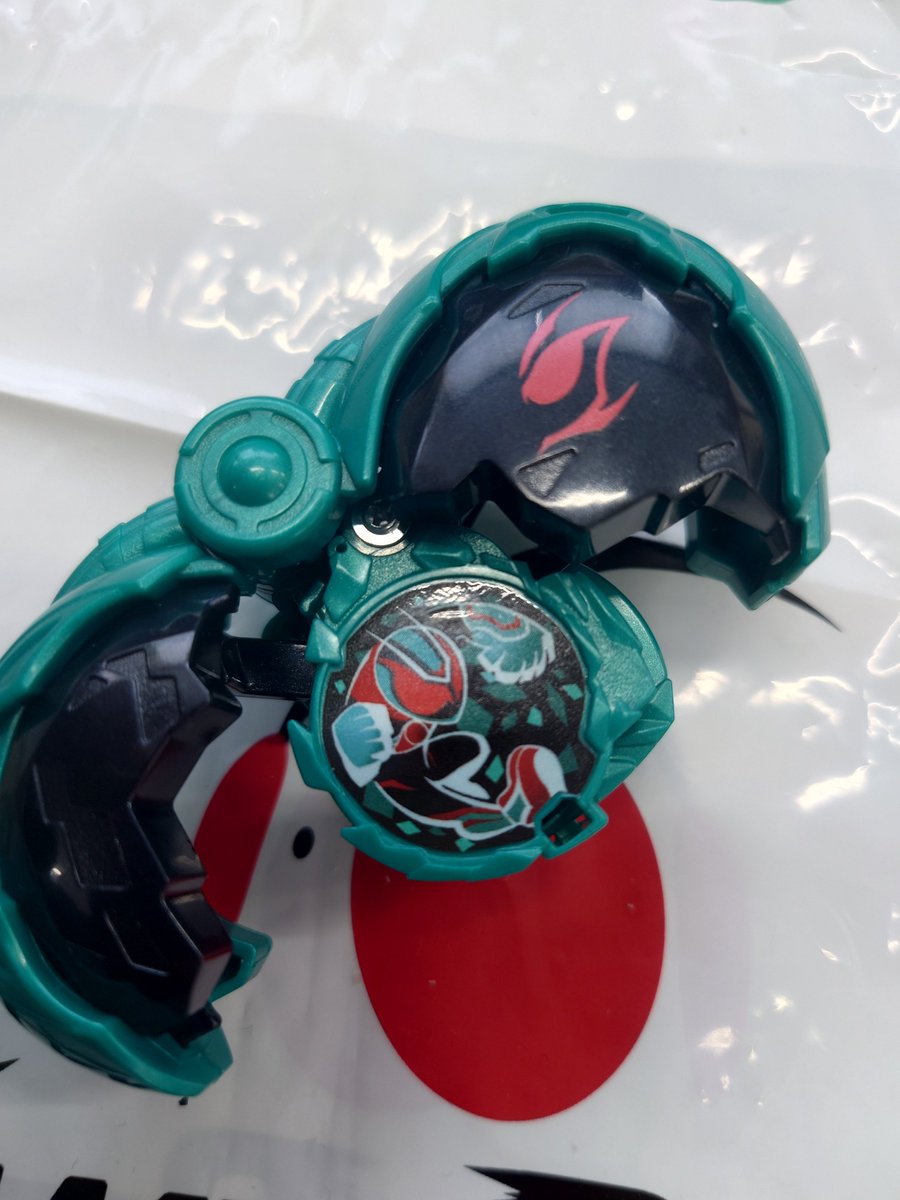 Guardian___CH's tweet photo. 誰かガーディアンのシール作れないかな？ https://t.co/uDU1ku1rNH