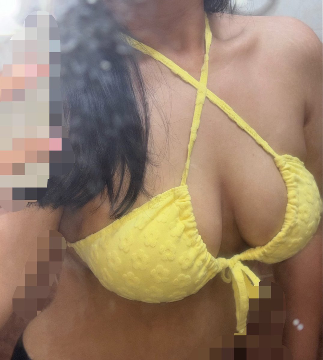 maybe223100's tweet photo. 早安💛 #反差 #女高 #bbw #比基尼 https://t.co/wjJbUcL9iZ