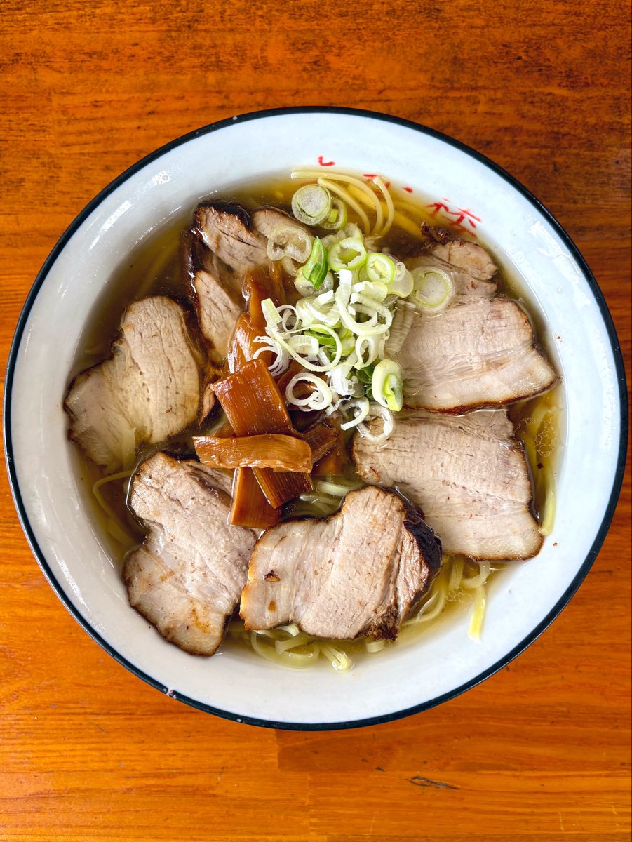 romeo_iocifalla's tweet photo. 麺匠 よか楼 熊谷店＠熊谷市
チャーシューらあめん
🌟極上の一杯💯 https://t.co/wkH7MRm2L8