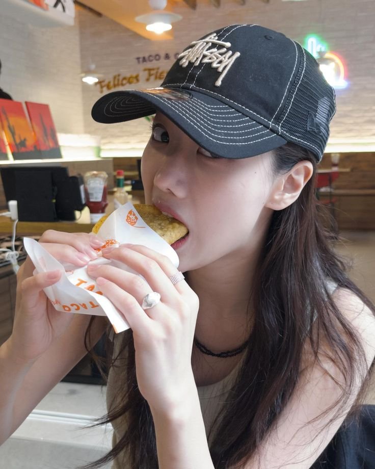 reejarisha's tweet photo. Jalan jalan ke rumah mantan😟
Ayo guyz kita sarapan!!🤤⛅

@BROOKFORDHIGHS @BROOKFORDSUB https://t.co/LzdU3sa84R