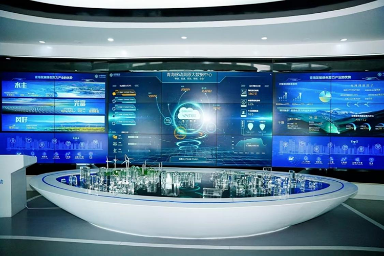 LuRuquan's tweet photo. #China is advancing an "AI Plus" energy initiative to synergize #energy resources and computing power.

From smart power plants to digital #oil and #gas fields, #AI is set to reshape the energy system during the #15thFiveYearPlan period (2026-2030). #EnergyTransition https://t.co/wv51ZJnbiD