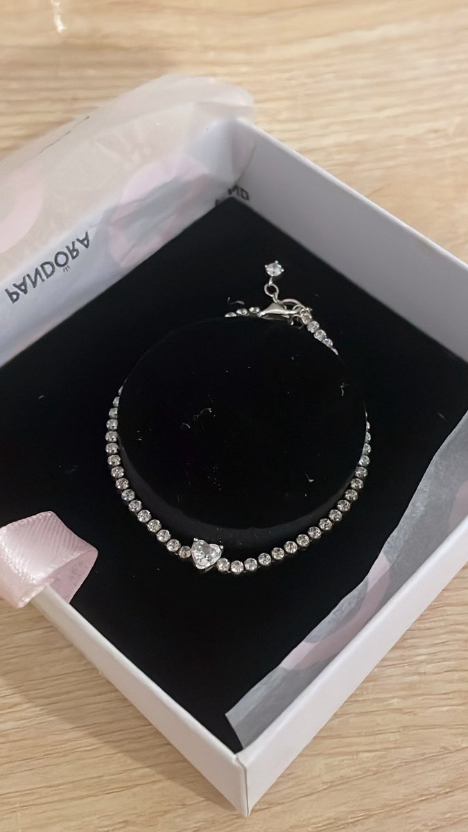 pimmmeyts's tweet photo. 1490 ⭐️♥️
อปกครบ กล่องถุง
ไม่มีตำหนิ เพชรครบ
#ส่งต่อแพนโดร่า #ส่งต่อpandora #ตลาดนัดpandora #pandorathailand #pandoraมือ2 #แพนโดร่ามือสอง #pandoraมือสอง #แพนโดร่า #เสื้อผ้ามือสอง #ส่งต่อเสื้อผ้า #กระเป๋ามือสอง https://t.co/jHzAr6tQ9C