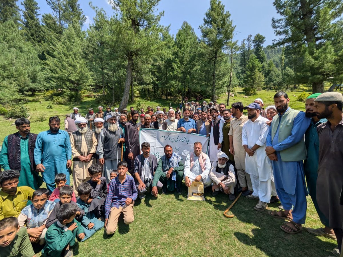 ZahidParwaz's tweet photo. Severe challenges face ST community in Gorinal, Verinag. Despite having 6 PMAY-G homes sanctioned since 2022, Forest Dept restrictions are blocking construction. A formal resolution passed sent to Forest Minister Javed Rana sb requesting urgent intervention of @DrBilalbhatIAS sb https://t.co/LQ5oAGVuop