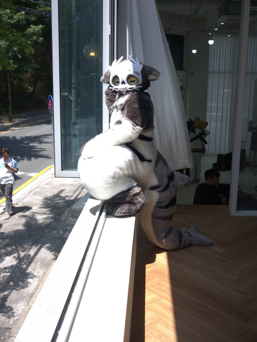 pbj7070's tweet photo. 일광욕중! https://t.co/NKZRO65XYK