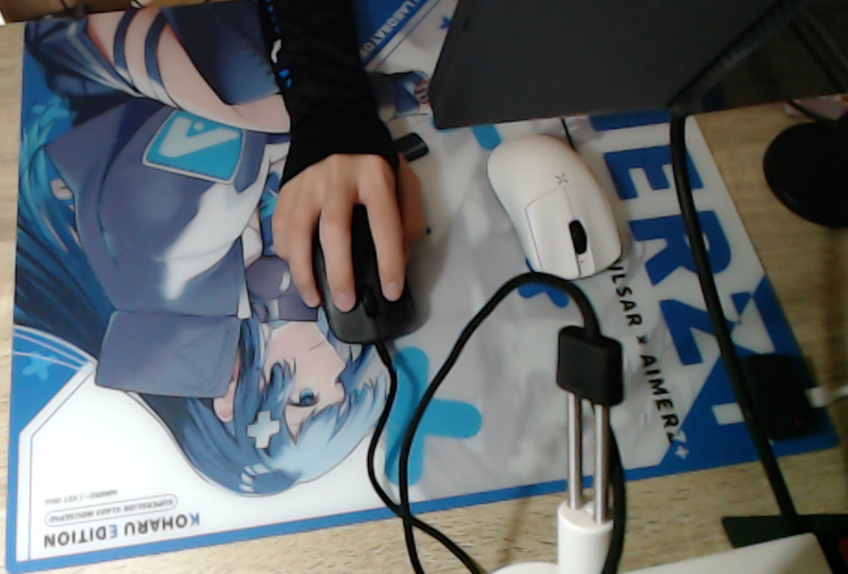 initiator_diff's tweet photo. なんかhitscanの持ち方変な感じするけど気のせいですか https://t.co/UF5hDjrTrf