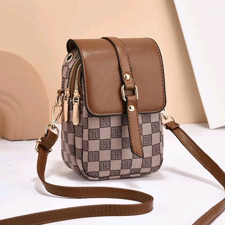 iamjacquelineDC's tweet photo. ✨STAY YOUNG #S1196 Women's Bag New Trend  Fashionable Mini Phone Crossbody Bag, Elegant Shoulder Handbag, Versatile Small Purse for Ladies 👜🎒👛

#MiniCrossbodyBag #OOTDStylePh #affiliatelink 

📲See comment section for more details 🔗 👇 https://t.co/fYIj7bUIsd