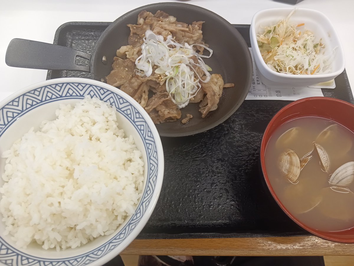 roh4747's tweet photo. ＃吉野家　＃朝ごはん https://t.co/d5yjo7vf4L