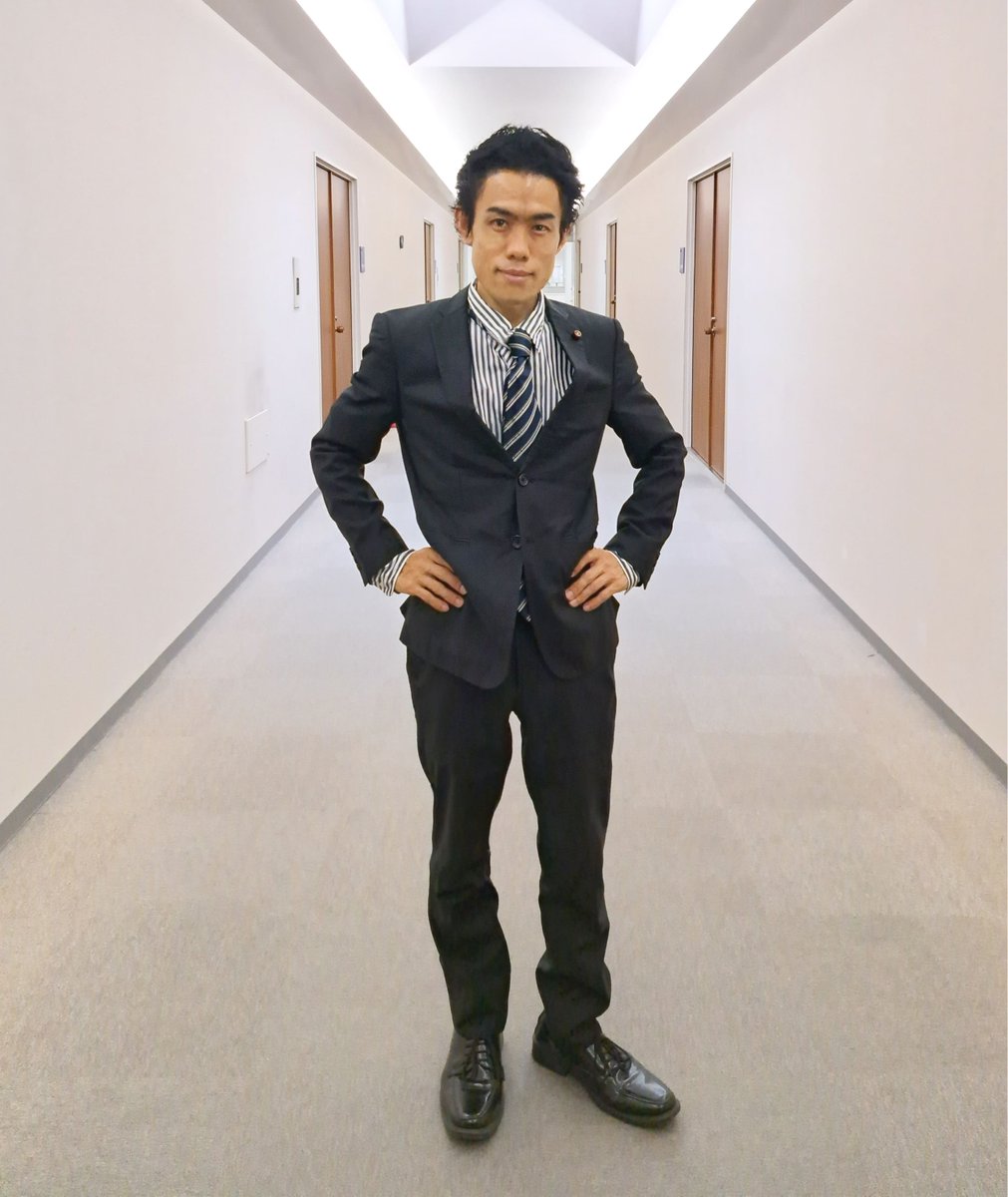 hagi_k1's tweet photo. 「外国人の生活保護をなくせ！」と主張したら、
「差別だ！」「ヘイトだ！」と左翼の人たちから批判が来た。
そもそも外国人は人手不足を補うという建前で受け入れているし、自分で生活できるという条件で在留資格をもらったのだから、税金で養われる状態になったら自国に帰るのは当然じゃないか。
その国が面倒見るべき。
これのどこがヘイトなのか。
そんなに外国人を養いたいなら、税金でなく あなたたちのお金で養えばいい。
どんなに批判されようとも、私は負けずに外国人生活保護の廃止を訴えます。