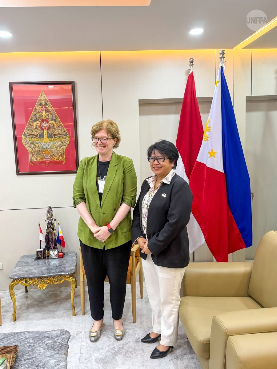 UNFPAph's tweet photo. UNFPA Philippines Country Representative Ms. Neus Bernabeu met with Ms. Victorina Hesti Dewayani, Chargé d’Affaires of Indonesia, to discuss opportunities to strengthen health systems, mental health, and family planning in the Philippines. 🧡 https://t.co/x8SAR5mk3a