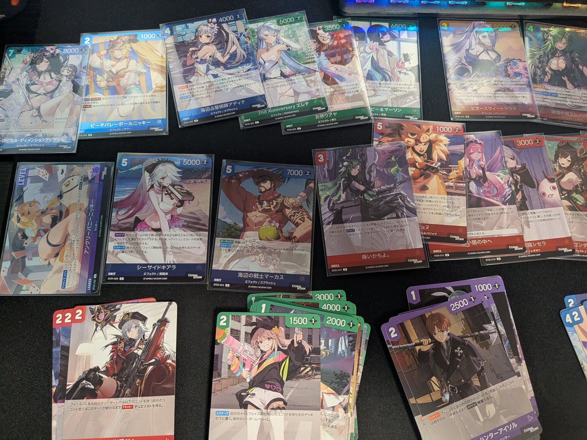 haryuu210's tweet photo. 1BOX目サインはマイ、プロモカードはエヴァ2枚...リーダーはバニーニッキー青カード欲しいところなんだけど、片寄りすぎてる。#エタリタ  #エターナルリターン https://t.co/w3weEb5Nue