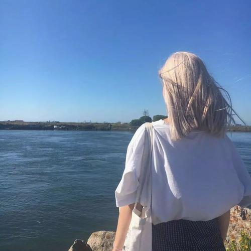 MLW441's tweet photo. 💰 🔥 💼 🌸 🧢 Just saw a rainbow that felt magical https://t.co/6cnjKyVN4c