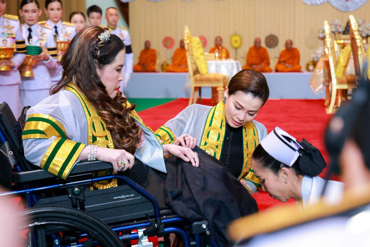 PingAng7822's tweet photo. #พระราชินีสุทิดา #苏提达王后 #QueenSuthida https://t.co/YRGYpg0ot6
