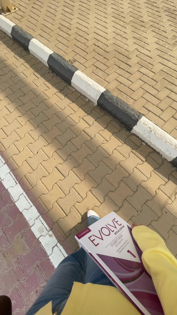 RemasEng_'s tweet photo. First day at Uni"great day""great teachers"❣️
#ام_القرى #EnglishLearning 
@uqu_edu @eli_uqu https://t.co/l2hqtI6cmO