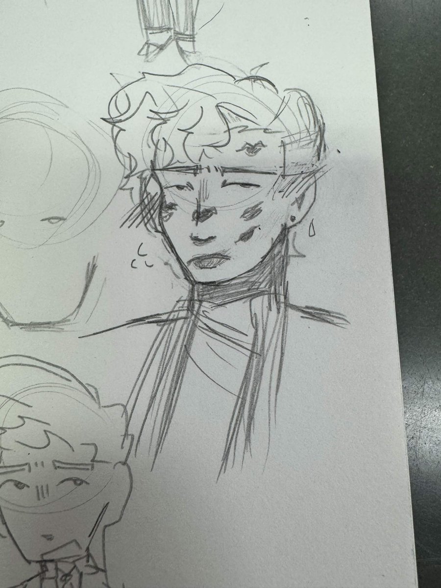 paleghostcanon's tweet photo. max jagermesiter gets kissed https://t.co/F4la1jTydU