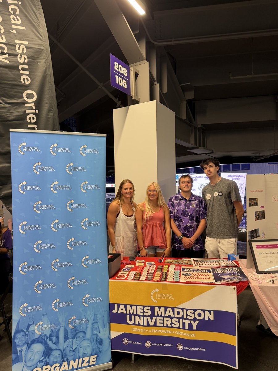 ARALDACUSHION's tweet photo. It was incredible seeing so many JMU Dukes come out, get involved, and stand up for freedom at Student Org Night! 🇺🇸

We were also excited to giveaway a $50 JMU Bookstore gift card to help with textbooks and school supplies. 

It’s going to be a great year at JMU. 💜💛 https://t.co/QzZFnNrpdW