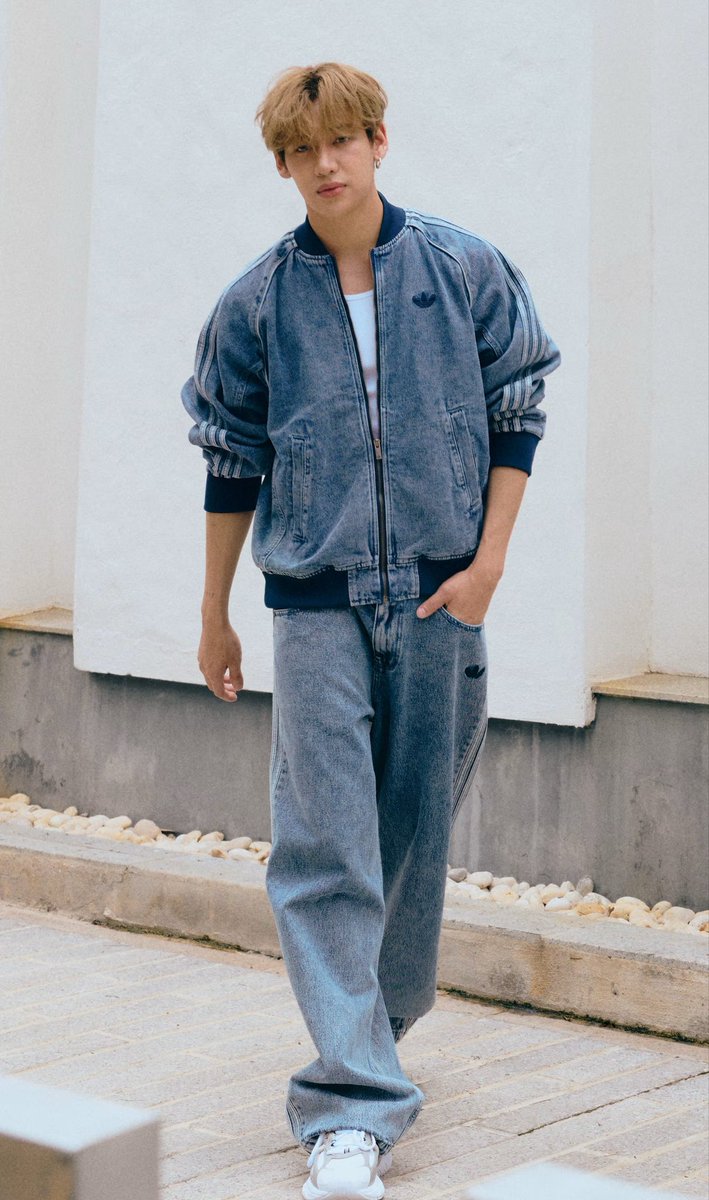 BB1a_Enjoy's tweet photo. “DEFINE YOUR OWN PATH 🛍️🛒👖🧦💙✨

#BamBamxadidasOriginals https://t.co/mtcZJRoo0v