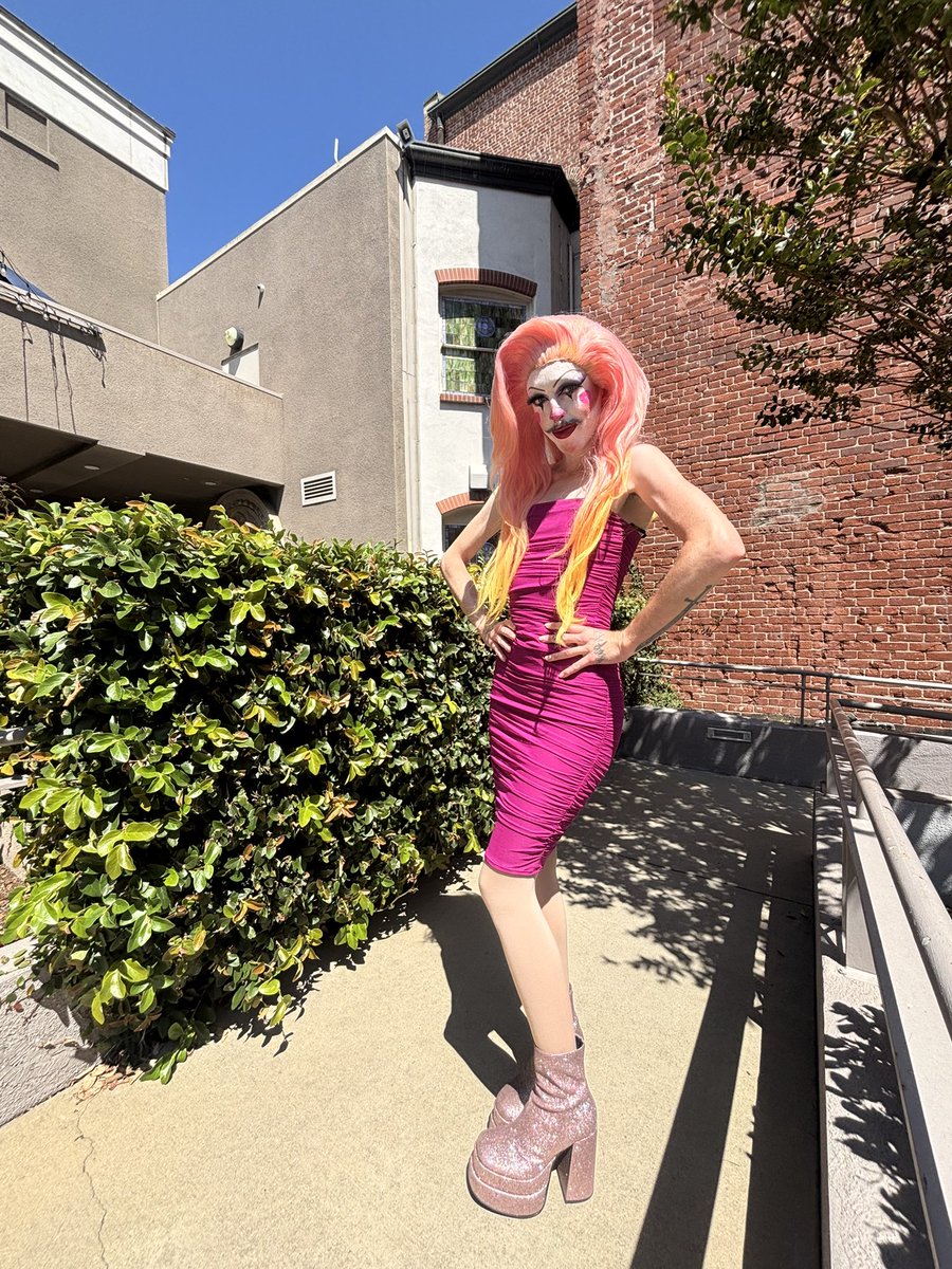 itssentra's tweet photo. just clowning around https://t.co/rVxN6NoIYw