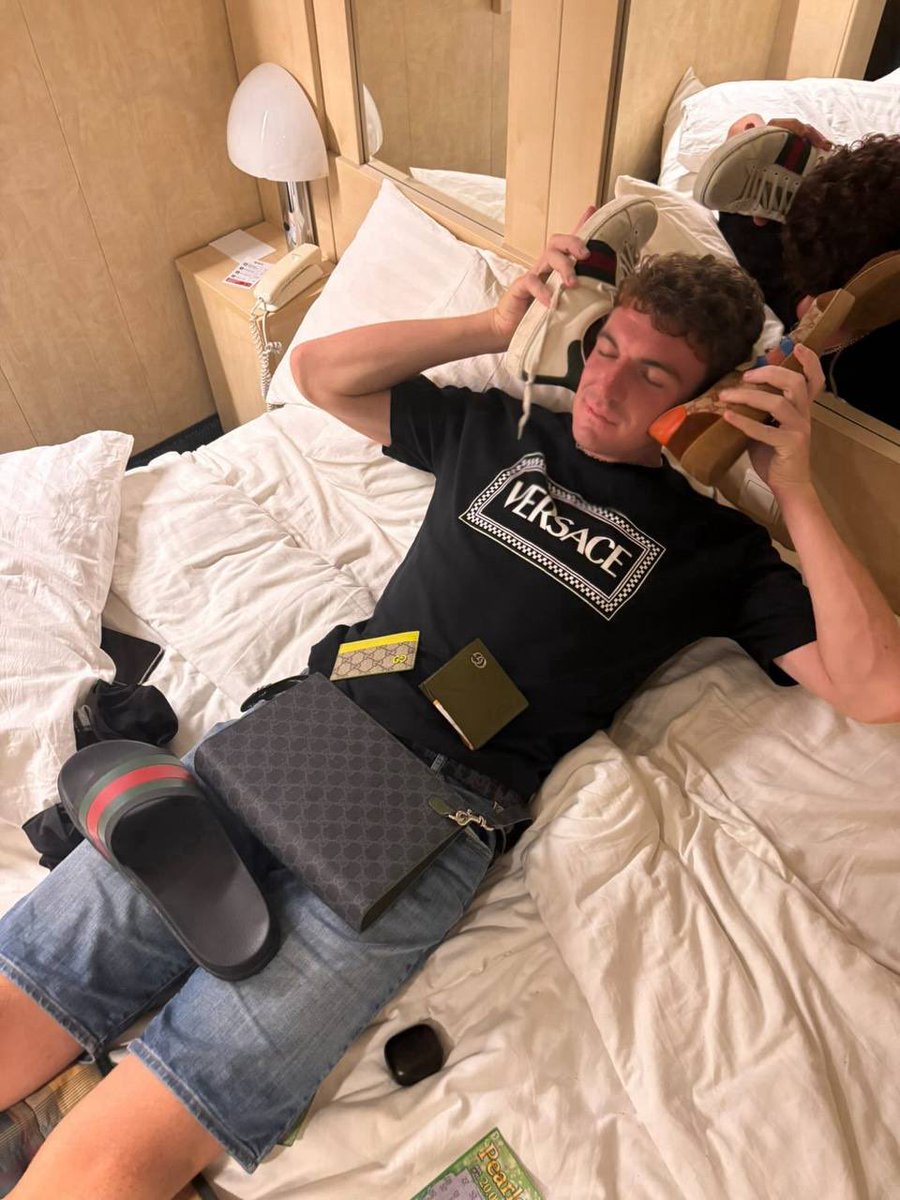 FirstGamblerOPF's tweet photo. IT’S NOT ABOUT HOW MUCH YOU WIN.

IT’S ABOUT HOW DEGEN YOU ARE WILLING TO BE TO LIVE THIS LIFE. 🎰

OLD PICS. OLD WINS. OLD MEMORIES.
Because right now�� WE’RE FUCKING BROKE. 💀

The grind starts again.
The casino is waiting.

THE ADVENTURE STARTS SOON.
ARE YOU READY? 🎰🚀