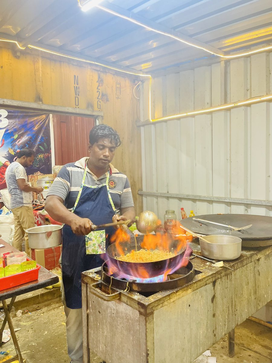 wikikolkataplus's tweet photo. Food &amp; fire 🔥 
Image Credit @WikiKolkata https://t.co/ydLvcubaGD