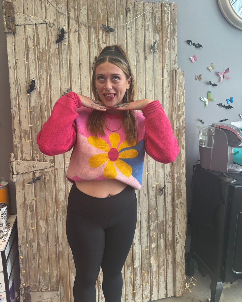 star_stefany's tweet photo. A collection of moments inside the salon. Grateful for our band of weirdos. https://t.co/MvnFFTYq2C
