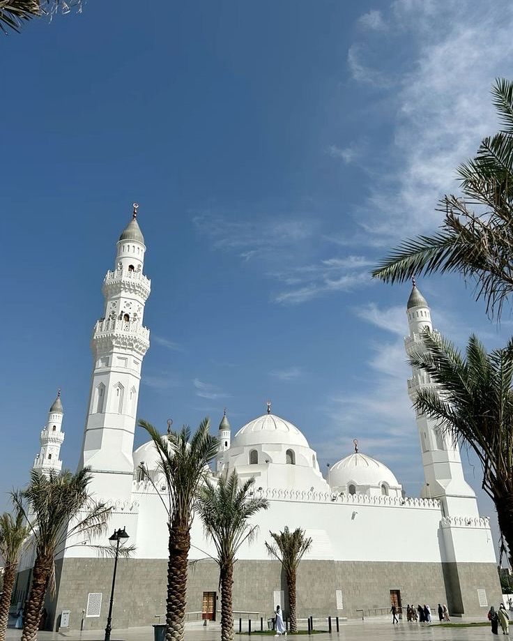 johnysoul's tweet photo. Beautiful views of Masjid-e-Quba, the first mosque built during the lifetime of Prophet Muhammad (SAW) in the 7th century CE. https://t.co/GfdCO5hnVS