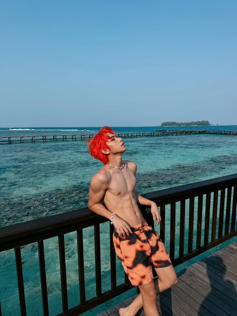 bertrandtio18's tweet photo. love this look for the MV.. ❤️‍🔥 https://t.co/pA76fjoH9h