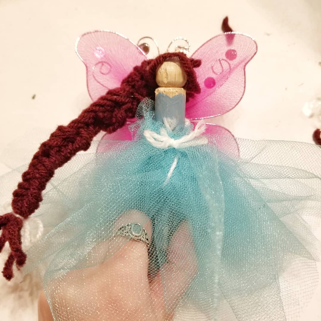 guigui_pit69's tweet photo. I named her Katara because she feels like a water fairy. But after Aquaman, her red hair and blue dress are giving Mera. What should I name her? Also, has anyone seen Aquaman yet? Jason Momoa is my current celebrity crush. https://t.co/IWNoQ8HIaE