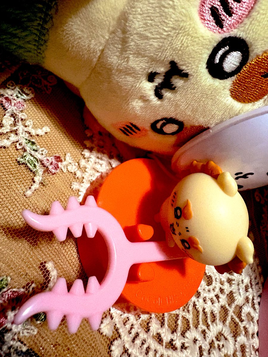sh04395652's tweet photo. 幻のwwおじきた！
うん。こうしたかったww

久しぶりに起動するか？悩むww

#たまごっち
#tamagotchi
#ちいかわ https://t.co/LGqOklQvcA
