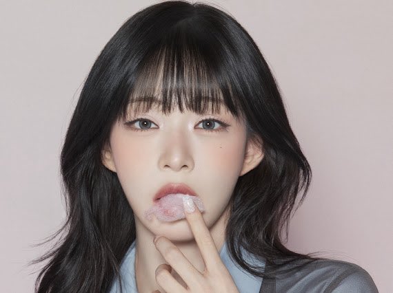 cosmetic0_0's tweet photo. #광고 #댓글이벤트 #rt이벤트
3CE NEW 앰배서더인 프나 채영님 화보가 너무 사랑스러운 기념으로 감다살 이벤트를 낋여왔습니다!

🎁 이벤트안내
• 참여 방법: 게시물 댓글로 “페이스 블러쉬” 작성+리트윗
• 참여 기간: ~09/15
• 경품: 3CE NEW Face Blush 1종 (색상 랜덤)
• 발표: 9/28(월) / 8명 https://t.co/f5zGFskLkb