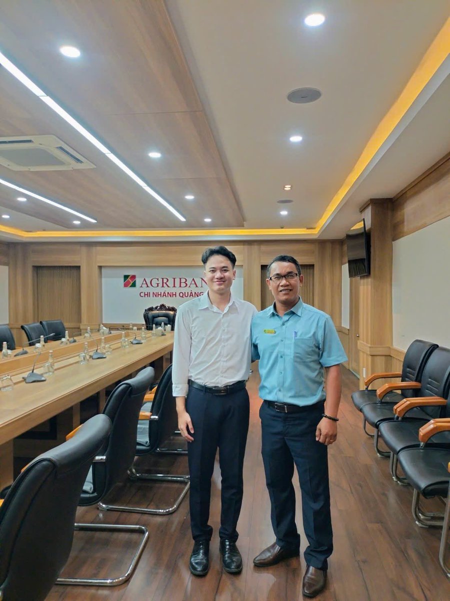 BangVdHospital's tweet photo. Mấy tỷ người, mỗi lần gặp gỡ đều là nhân duyên. https://t.co/WpfR6y6oM7