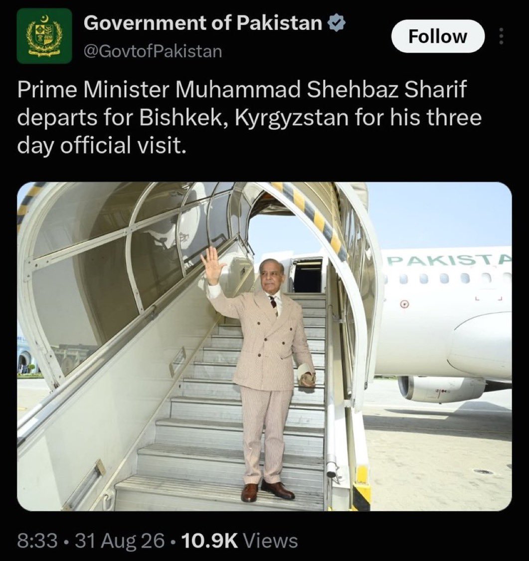 SAG51214's tweet photo. شہباز شریف کے ان دوروں سے کچھ نہیں ہونے والا۔۔۔۔۔۔۔🚶🚶🚶
شہباز شریف کے ایک ہی  دورے سے ملک ترقی کرے گا🤔
اور وه ہے۔۔۔۔۔۔۔
دل کا دورہ 😏😎🤓🤫 https://t.co/E2fUEI1iIh