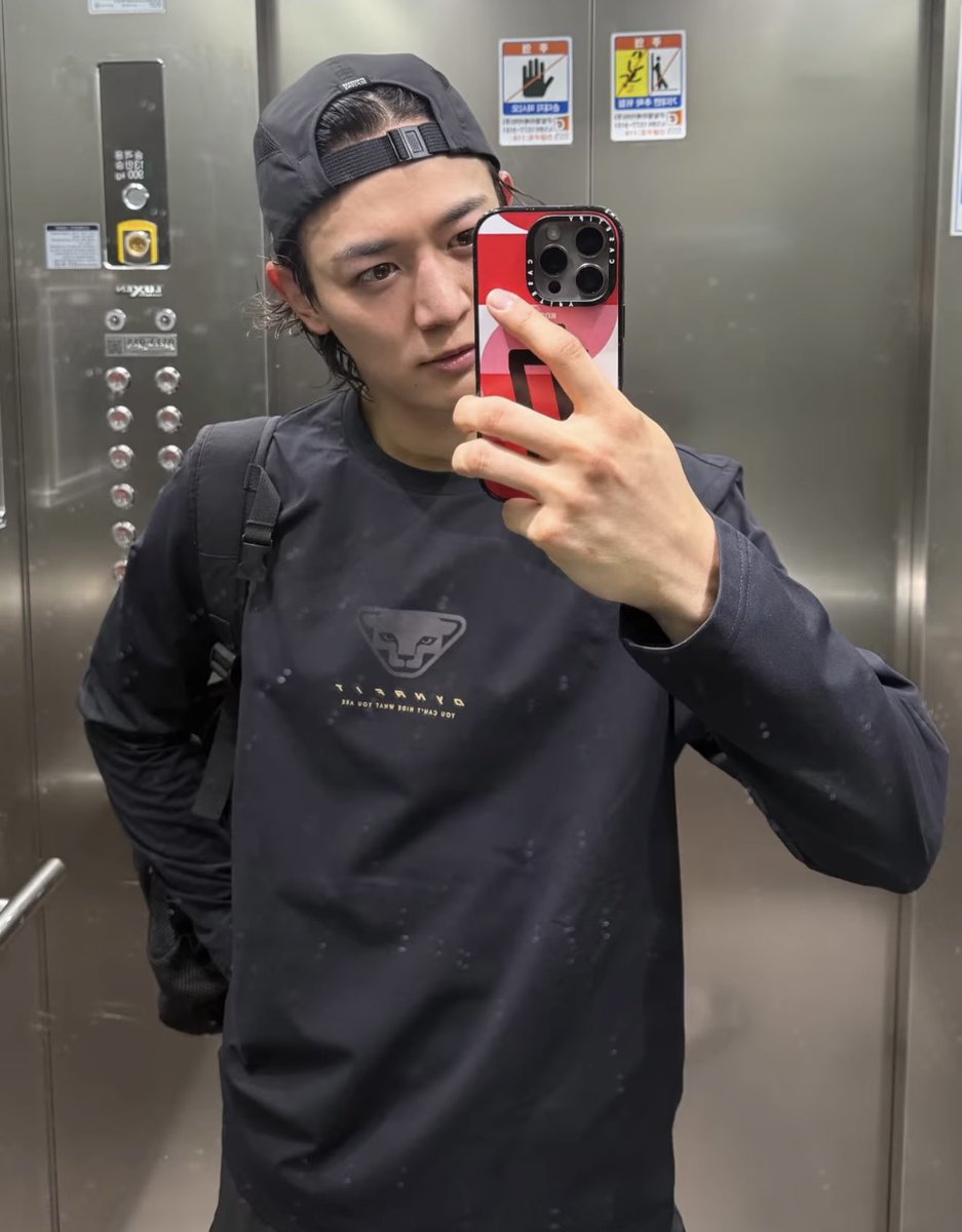 ND__MINHO's tweet photo. @ngumpuldulu Good morning Aug, kapan-kapan olahraga bareng ya? Habis gym juga. https://t.co/awJd1srR1e