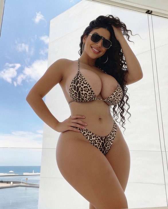 thiccsavnnah's tweet photo. https://t.co/aQq3TVk0lg
