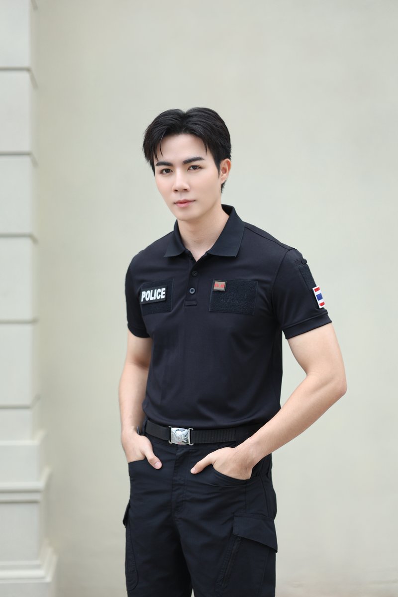 TheDDormSitcom's tweet photo. พิธีบวงสรวง SITCOM “หอตัวดี The D Dorm Sitcom” 🏢

ซี พฤกษ์ พานิช
รับบทเป็น ดอลล่าร์

The D Dorm Worship
#บวงสรวงหอตัวดี https://t.co/1ggvFlH9fE
