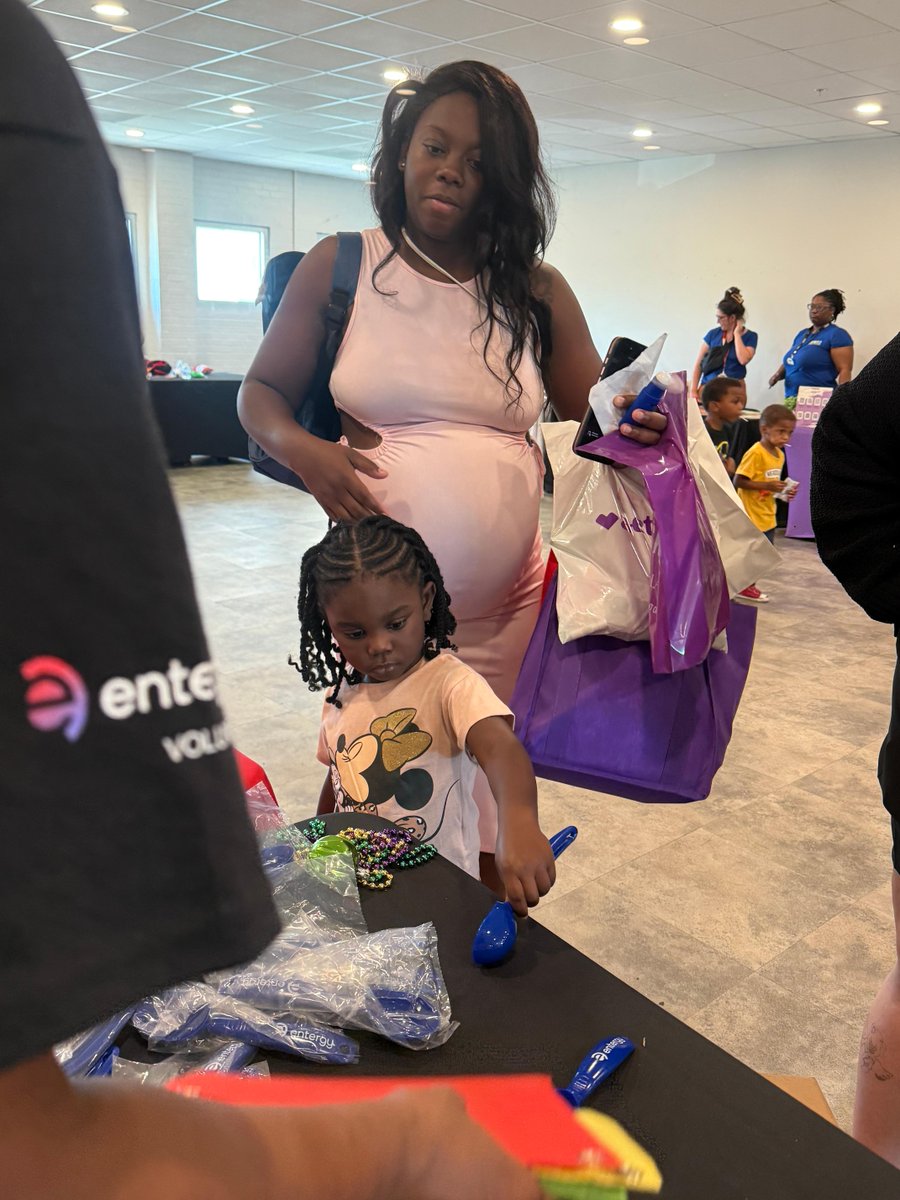 EntergyNOLA's tweet photo. Entergy New Orleans recently joined the New Orleans Health and Human Services for its Community Baby Shower, helping provide expectant mothers with resources to support a safe, healthy and comfortable pregnancy. 

We are grateful to partner with organizations that are making a difference for local families. 💟