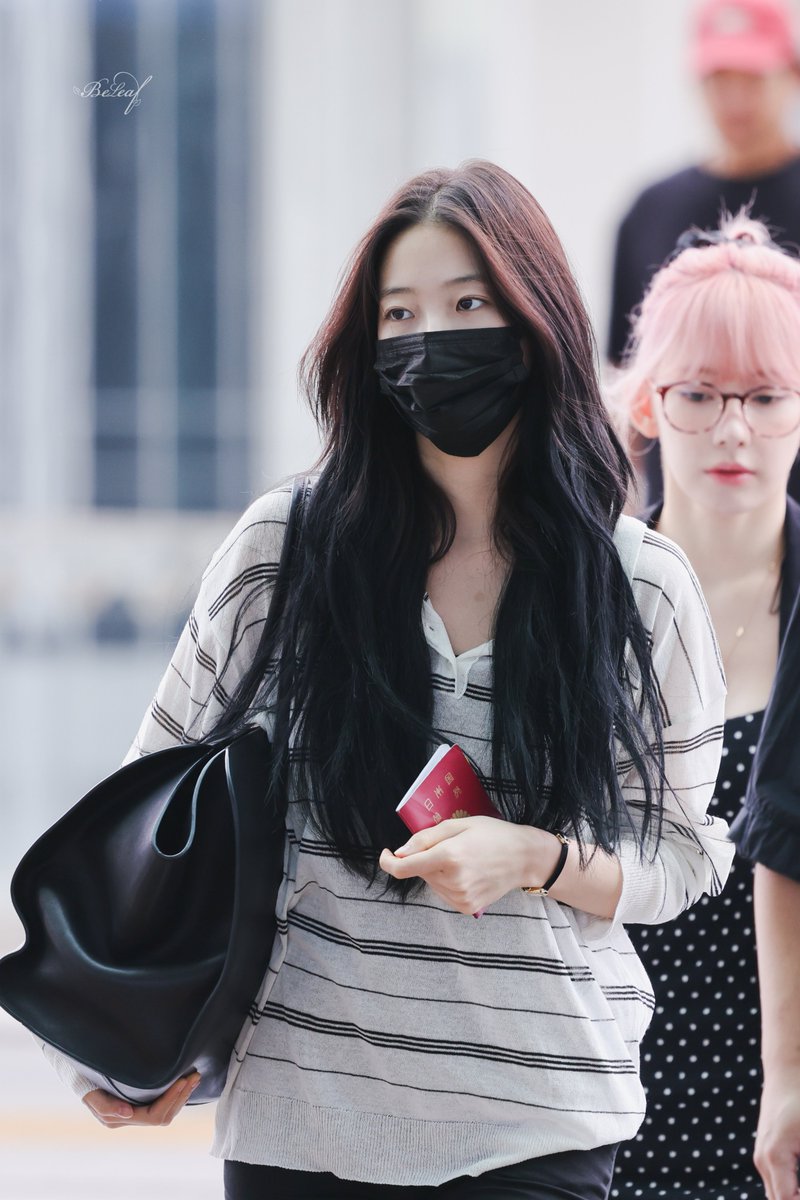 Beleaf0809's tweet photo. 260901 ICN
🥺
#LE_SSERAFIM #르세라핌 
#카즈하 #KAZUHA 
#カズハ https://t.co/vWqzG7v4zR