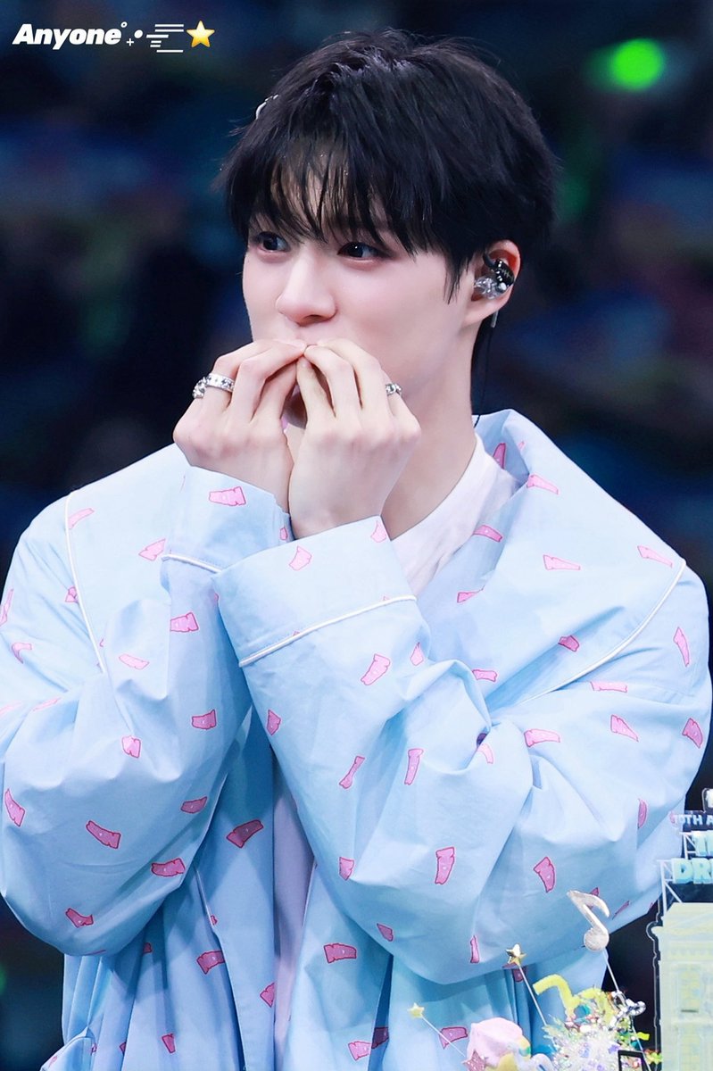 ECLIPSE_423's tweet photo. 260823  드림 팬미팅

어떡할 건데～～（ 」 ˃̵⌓˂̵)」

#제노 #JENO #ジェノ 
#엔시티드림 #NCTDREAM_10TH_ANNIVERSARY_PARTY https://t.co/tqEb5JUo0z