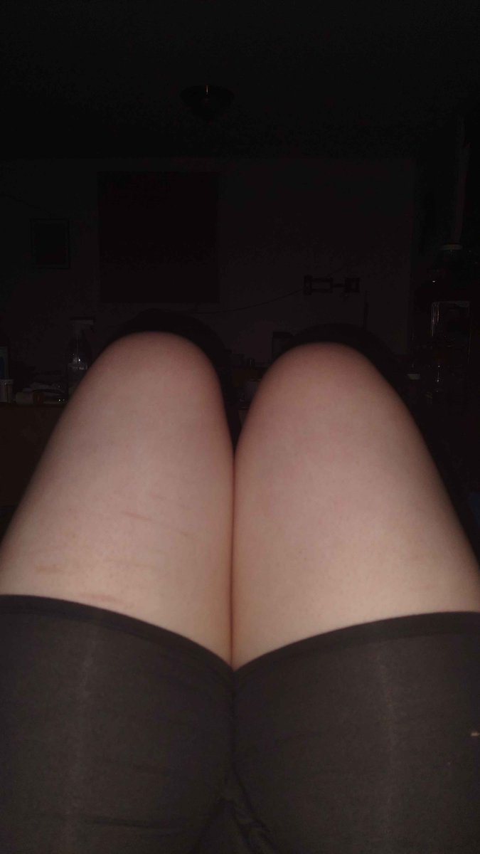 50buxrightthere's tweet photo. Late night dyke thighs :3 who wants to be crushed between them? https://t.co/GAYSG6oL5s