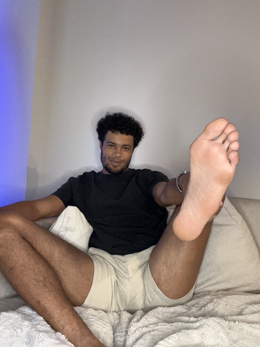 m_d_fl05's tweet photo. If you like this, imagine how it looks here https://t.co/WHOPMgsO0I #bbc #bull #florida #soflo #nsfw #nsfwtwtًً  #feet #lovense #linkinbio #dm #horny #onlyfans https://t.co/foxuiqYAts