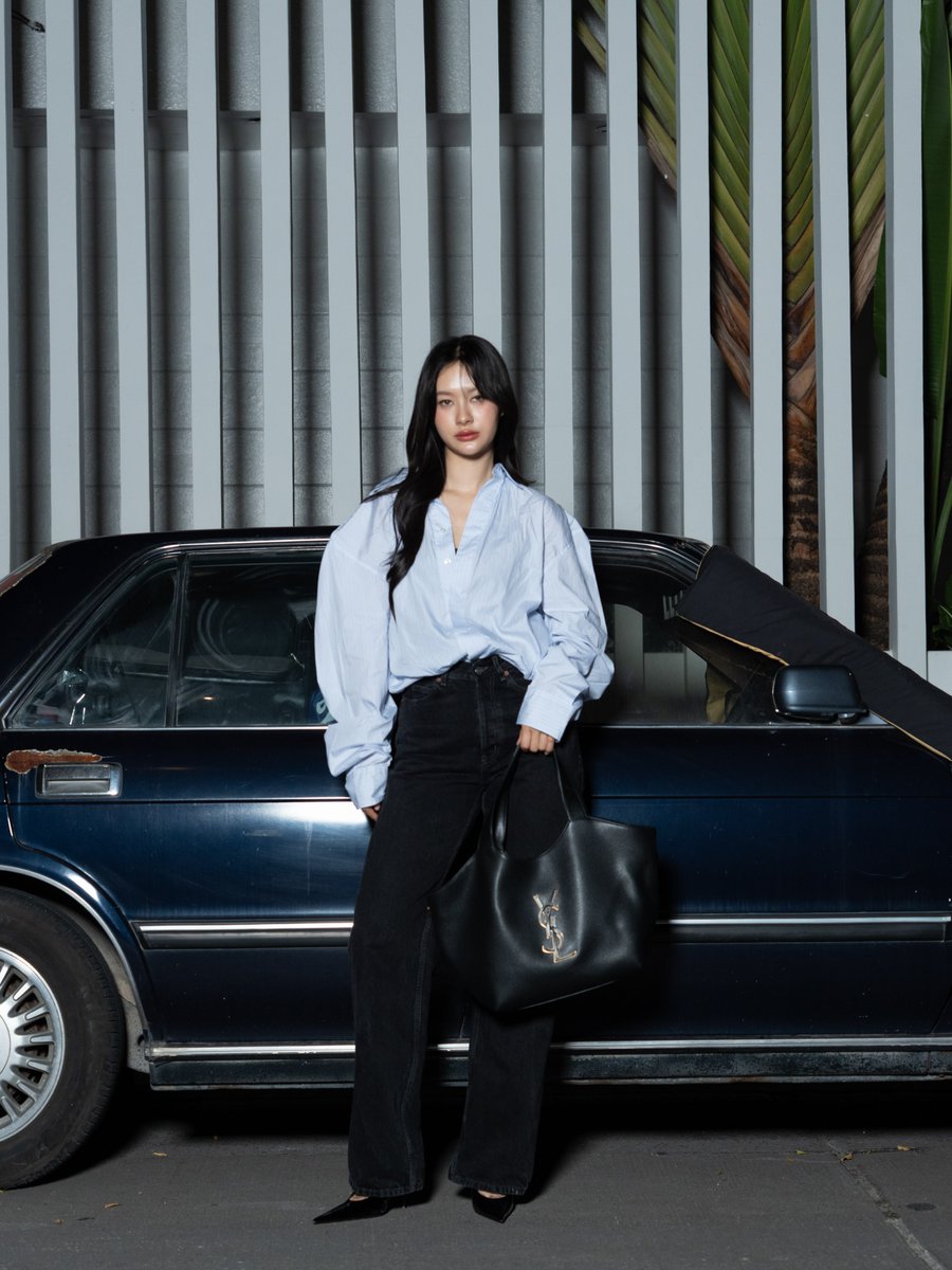 blumoonfoto's tweet photo. God is a woman ✅
ฮอตมากกกกก🫠🖤

#YSL #SaintLaurent 
#MilkPansa https://t.co/m1FfWCnDPZ