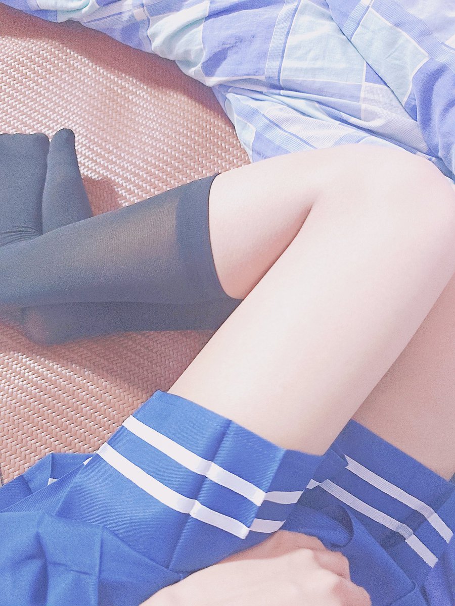 Shionfssf's tweet photo. 秋天是个悲伤的季节我还是个孩子那我现在是不是悲子（）#男娘 #伪娘 #cos https://t.co/q3TERPeZy3