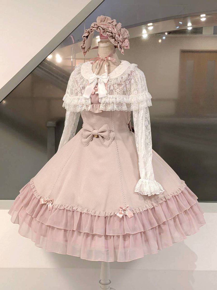 metamorofficial's tweet photo. 🎀楽天ワンダフルデー開催中🎀

ヨーク切替シフォンフリルジャンパースカート
https://t.co/4KK4KaPvPc

🌈コーディネートアイテム🌈
🌹総レースケープ付きシャーリングブラウス🌹
https://t.co/HQiJ4Fhors https://t.co/k5MCaGY4Sr
