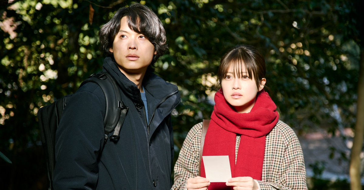 hakuchotokomori's tweet photo. 10名様に公式グッズを🎁
#映画白鳥とコウモリ 公開前夜
2時間限定！白黒アンケートキャンペーン
═══════════════════
ラスト【第8問】
衝撃の真実を知ってしまったら…
⚪すぐ誰かに話したい
⚫一人で抱え込む
⠀
👇をタップしてアンケートに回答✓
